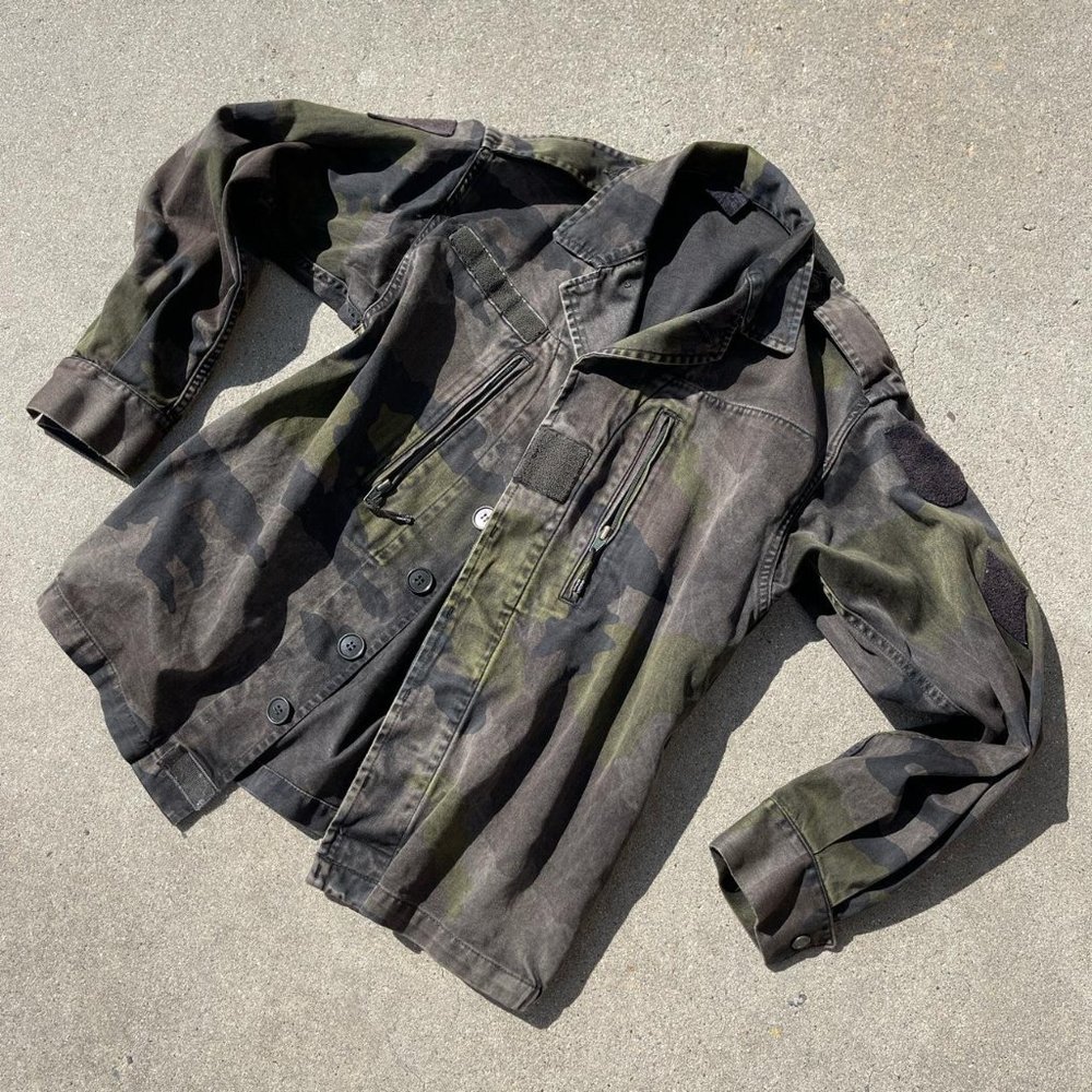 VINTAGE CAMO JACKET FROM JAPAN Y2K